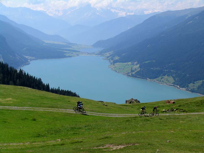 072 Reschensee in Nauders Oesterreich