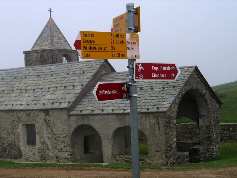 079 Kapelle San Lucio