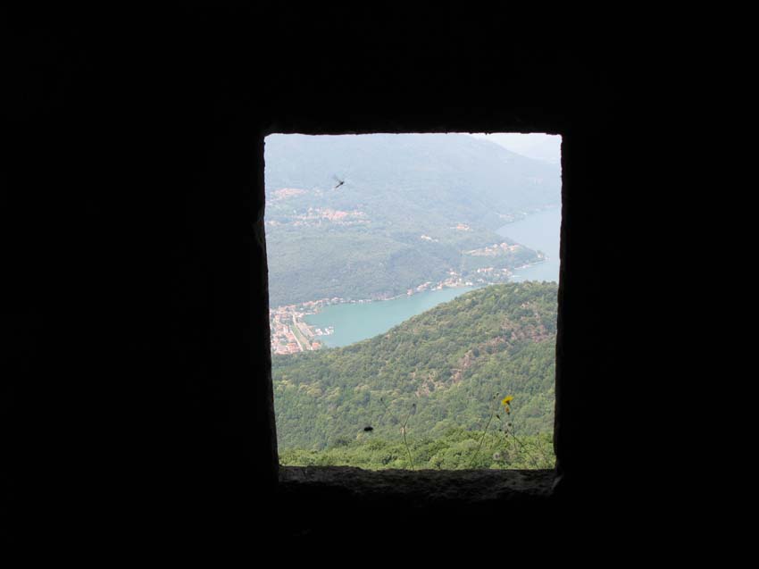 92a Schiessscharte aus dem 1 Weltkrieg