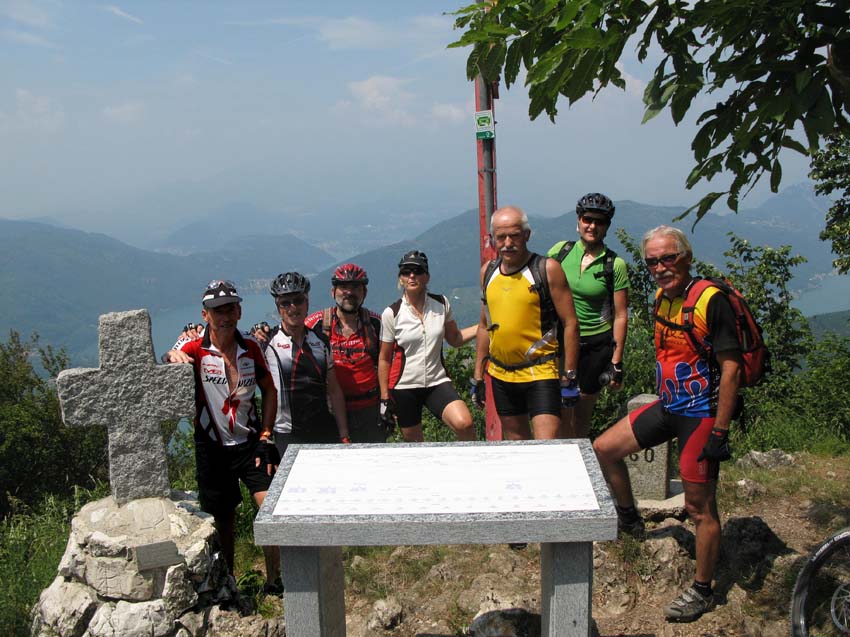93 Gruppenfoto auf dem Poncione Arzo