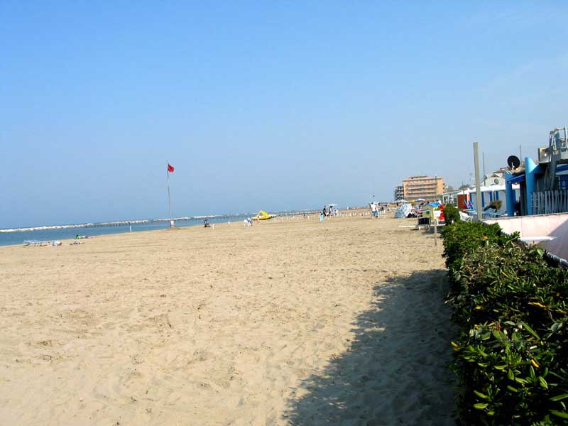 62_der_leere_Adria_Strand