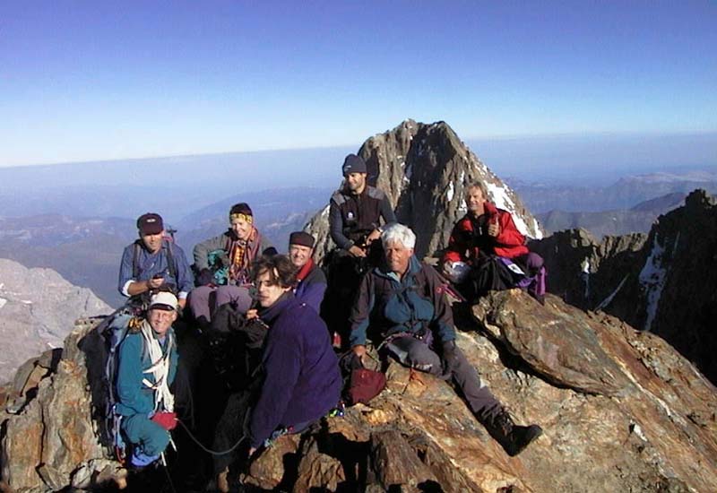 36 die 7 Weissensteiner und die zwei UTO-Gaeste