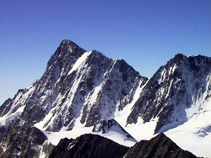 44 Finsteraarhorn
