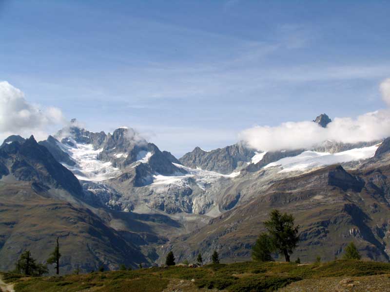 47_Obergabelhorn_Wellenkuppe_und_Zinialrothorn