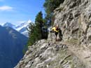 62_Thomi_in_der_Schluesselstelle_mit_Weisshorn_im_Hintergrund